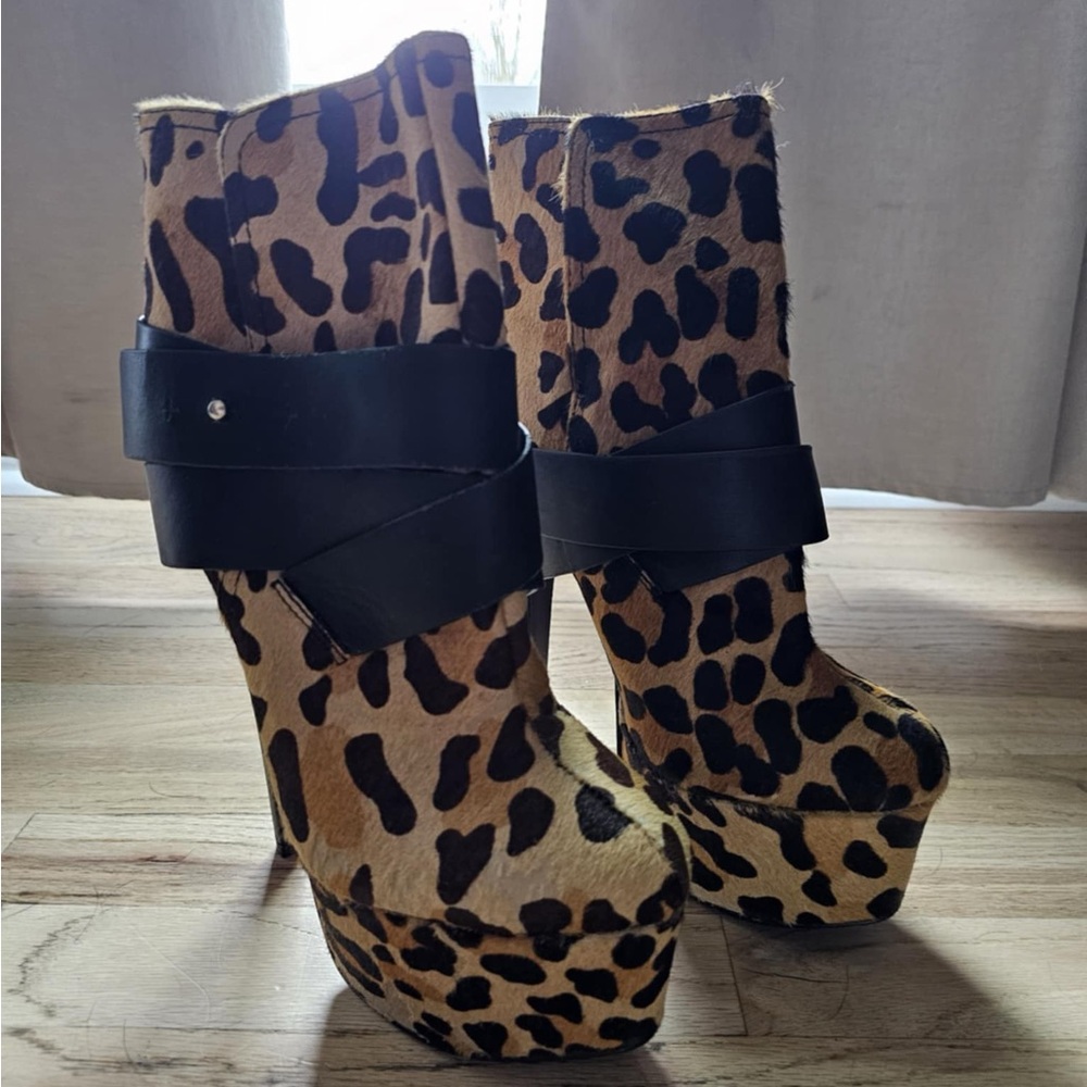 Leopard Print Platform Ankle Boots